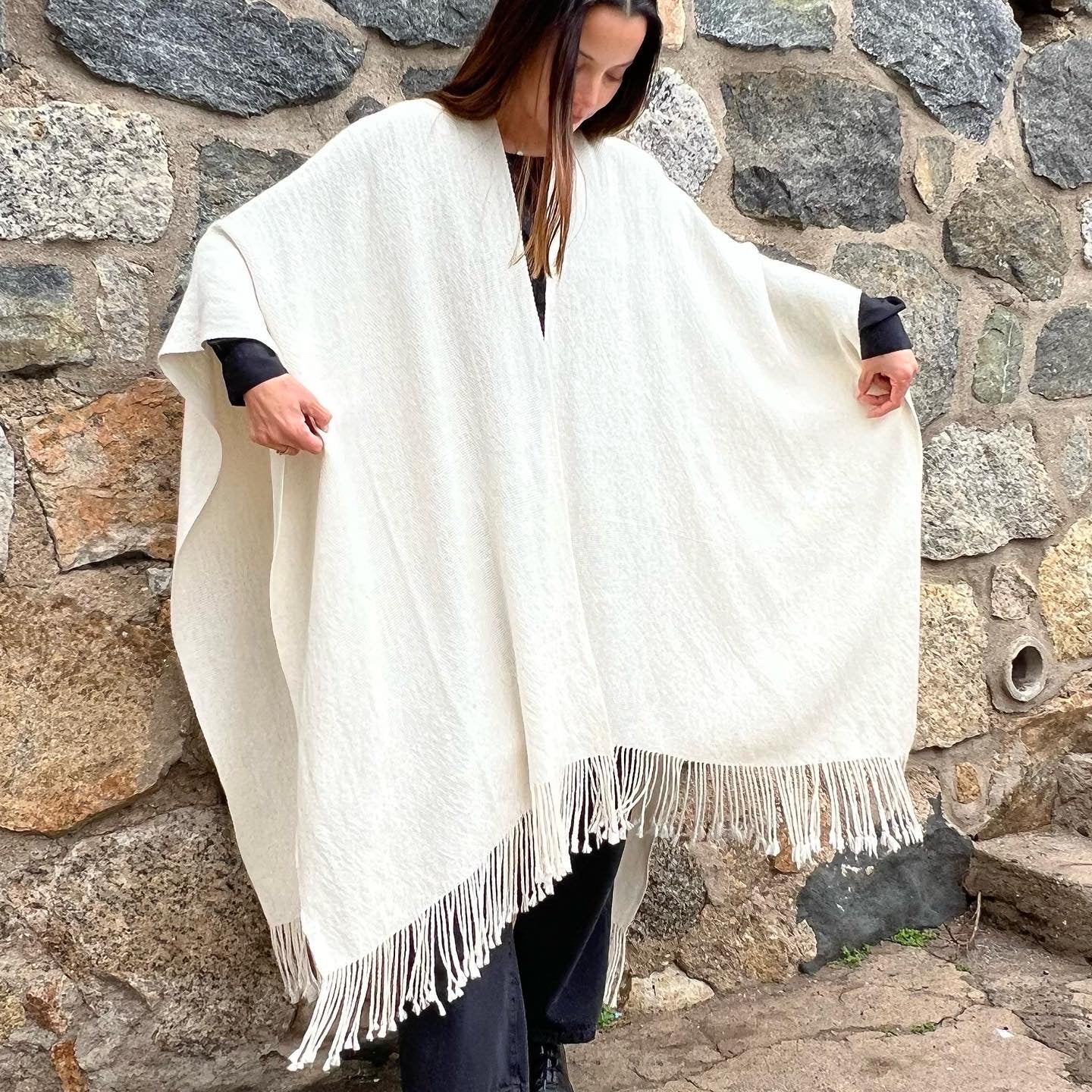 Ruana Alpaca Blanca